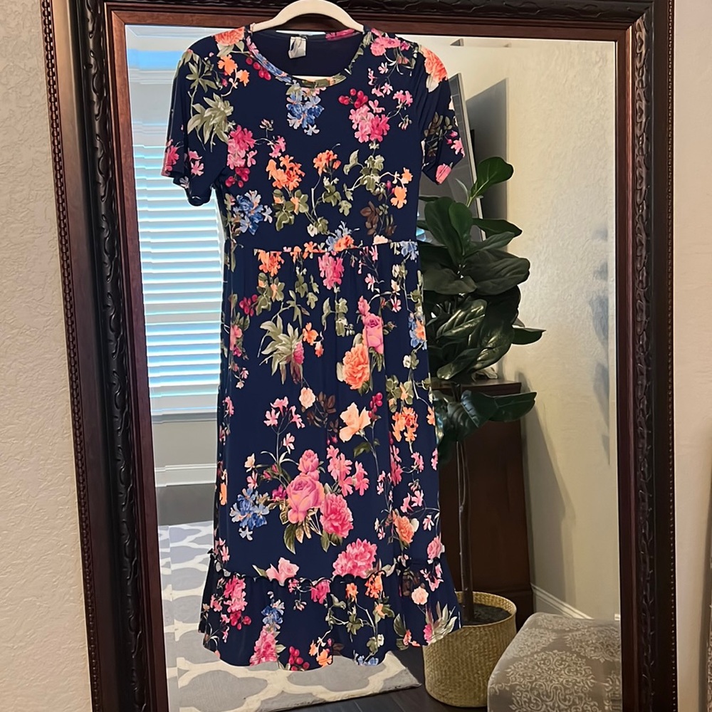 Bellamie Super Soft Floral Dress; Size Medium
